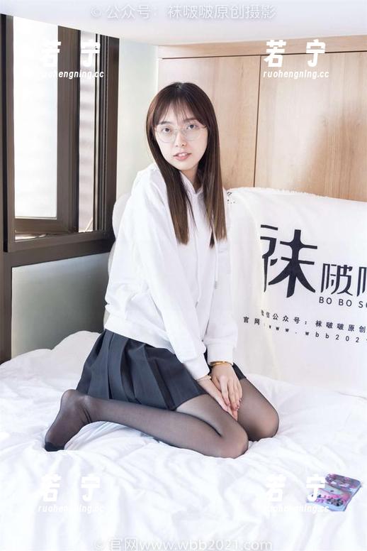 袜啵啵 - 看！甜甜圈的《薄肉丝》精选图包，肉丝也能有姿态？
