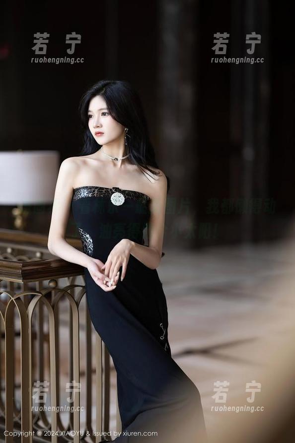 语画界 - 看林乐一最新图片，我都懒得动了，油亮得像个小太阳！