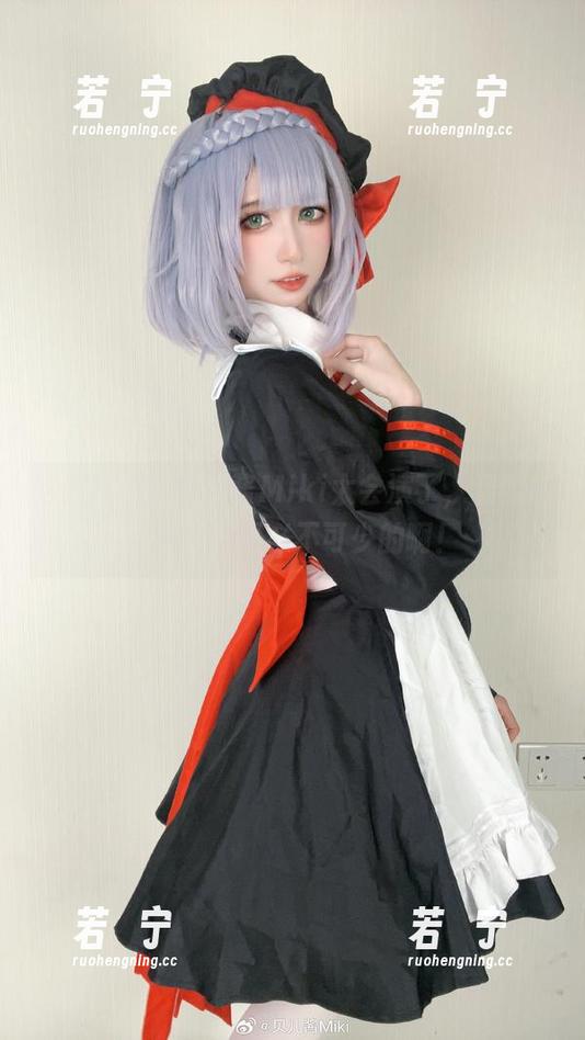 贝儿酱Miki 这照片里的贝儿酱Miki太会演了,资源们,体操服是必不可少的啊!