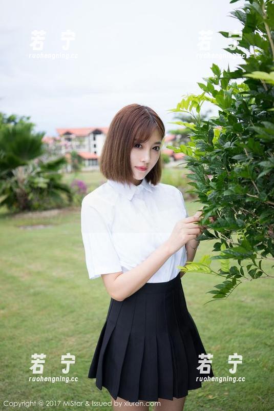 魅妍社 - Olivia童安琪花嫁系列，原图就像拍广告，假如我也能上去玩一圈…