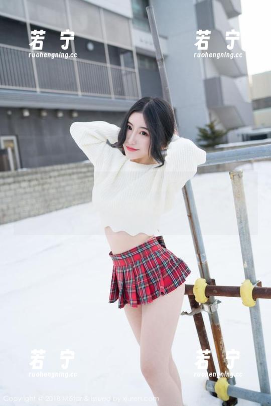魅妍社 - 最新的图片，淼淼萌萌哒女仆！看她怎么办事，总有种想叫她喝水的冲动。