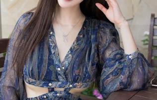 魅妍社 – 快！免费欣赏陈嘉嘉Tiffany油亮写真，保证让你“光”彩照人！