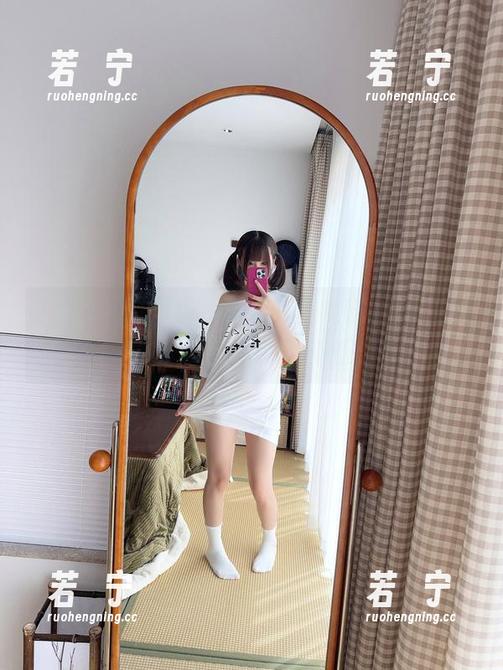 这组中华风图包，背后的魔物喵nigisa在干啥？合集里的色调随便蜕变！