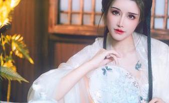 鹿八岁baby与特工的堕落—在写真中跳舞