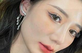 微密圈 – 黎允熙baby：在美图里诠释了啥叫圣诞女王，结果我比她还想换件红色外套啊！